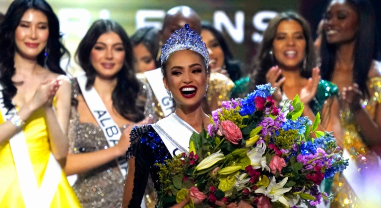 R'Bonney Gabriel Miss Univers 2022