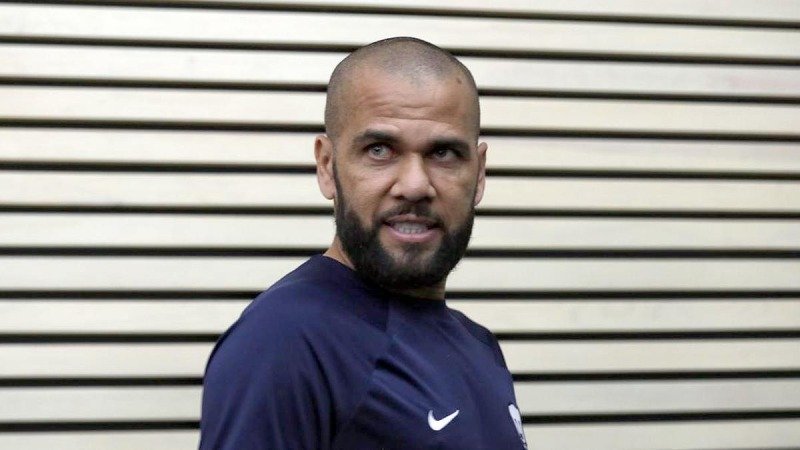 Dani Alves 