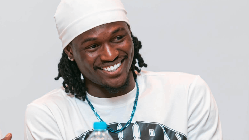 Koury Simple : complet pour son concert privé, les tickets du Stade Petit Sory encore disponibles