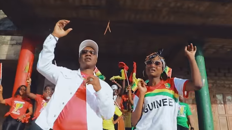 Sekouba Bambino et Keyla K sortent un single pour soutenir le Syli à leur tour 