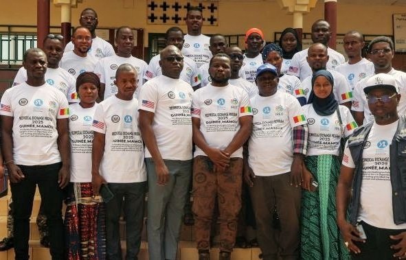 Guinée : 7 000 agents de santé seront recrutés en 2027