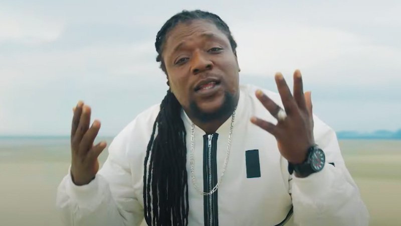 One Time dévoile un clip inspirant pour son clip "Arbitre Na koré"
