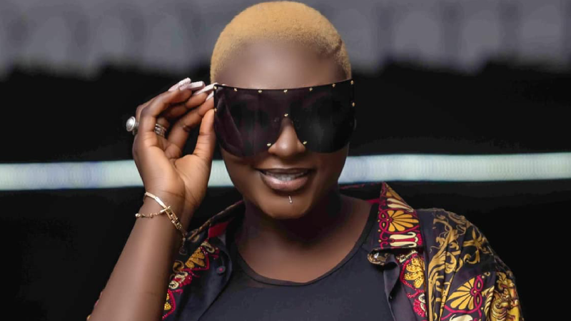 Yama Sega, artiste chanteuse guinéenne 
