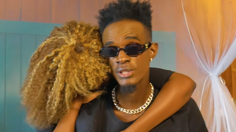 Bumdjala, artiste chanteur guinéen