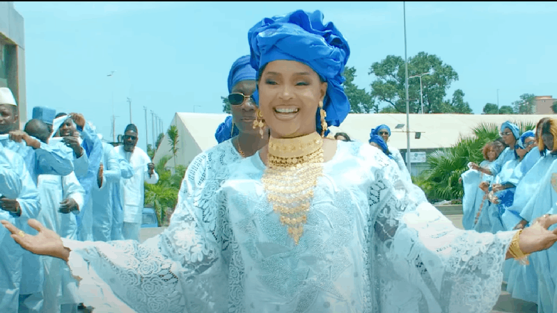 Capture d&#039;écran du clip &quot;Mamaya Koura &quot;