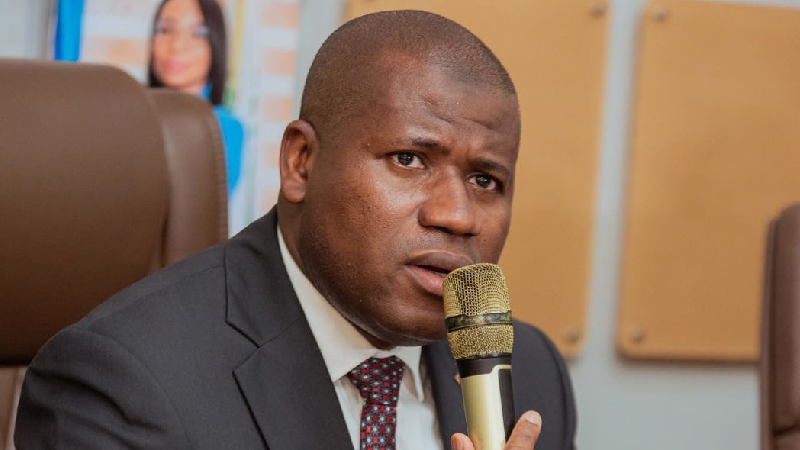 Ismaël Nabé, ministre du Plan et de la Coopération internationale