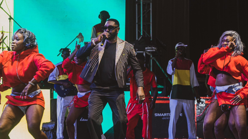Oudy 1er signe un show à guichet fermé pour célébrer les 67 ans de la Guinée