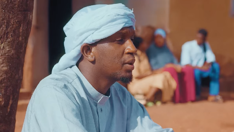 Capture d&#039;écran du clip &quot;Baba Ein Makouno&quot;