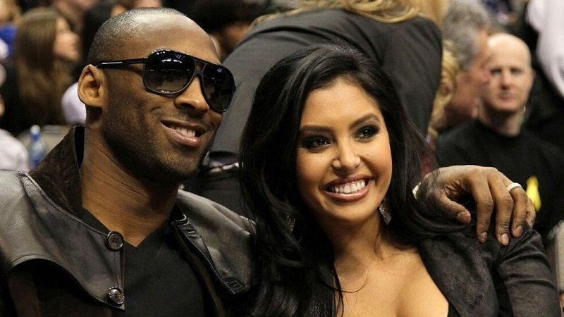 La femme de Kobe Brayant porte plainte contre le propriétaire de l’hélicoptère qui a tué son mari ! 