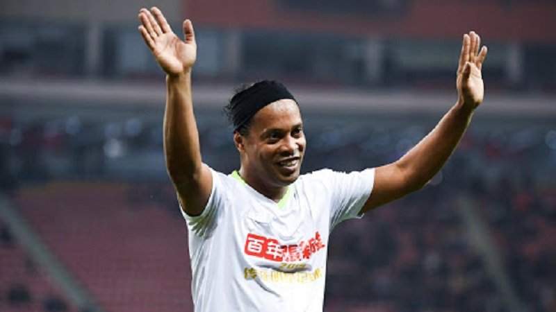 Depuis sa prison, Ronaldinho sacré champion du Futsal 