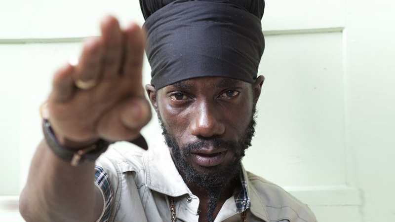 Sizzla Kalonji dénonce le Coronavirus à travers un single 