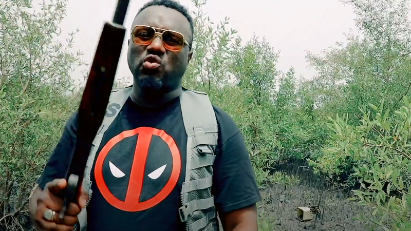 Clip : Amiral 6 Galons dévoile "Amour propre" 