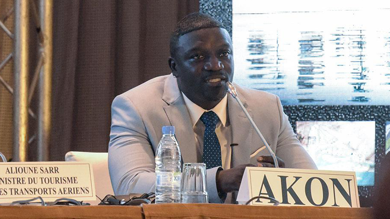 Dakar : pose de la première pierre de la ville futuriste "Akon City" de l'artiste Akon