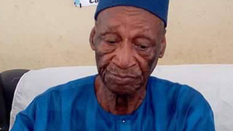L’écrivain et historien guinéen Djibril Tamsir Niane est mort à 89 ans !
