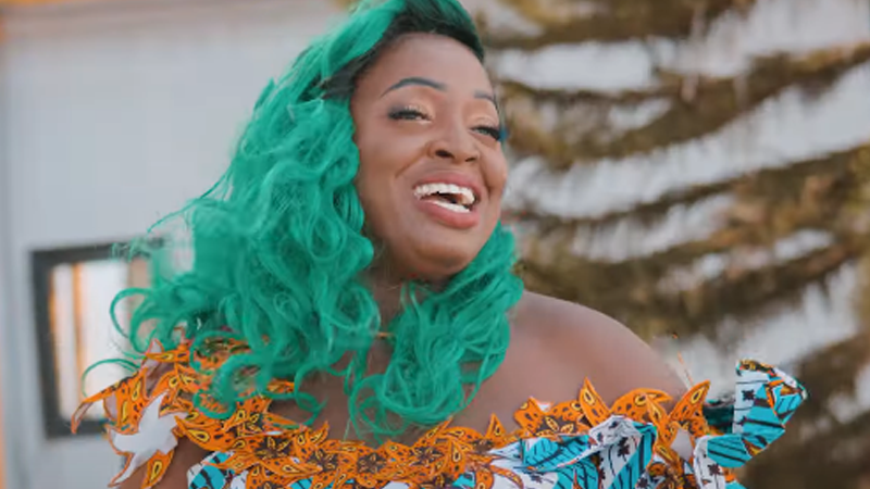 Clip à découvrir : "M’bara Wakily" de Saran Kamissoko La Voix d’Or
