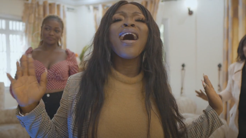 M’Balou Kanté dévoile son nouveau clip "M'Bognè Mou Boma"