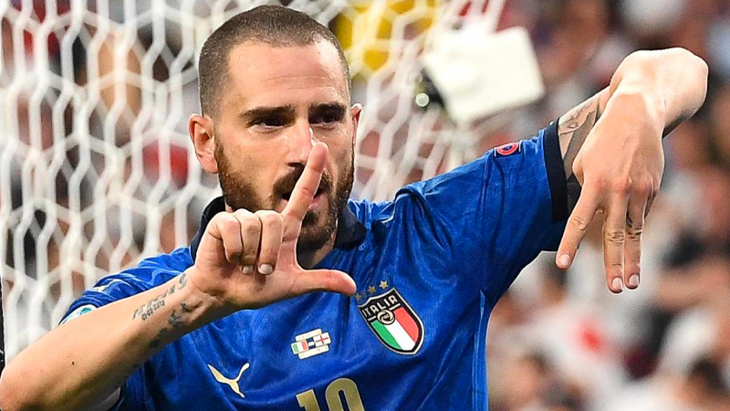 Le Champion d'Europe, Leonardo Bonucci nargue Paul Pogba et Cristiano Ronaldo ! 