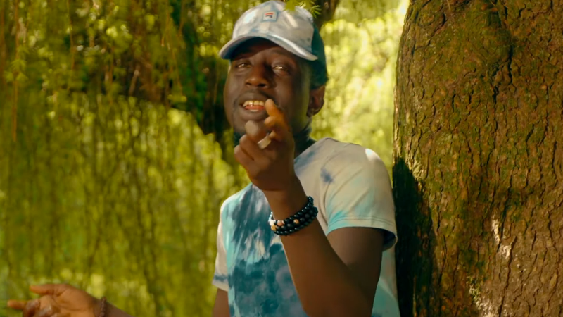 Découvrez « Woule », le nouveau clip de Tonton Kalil