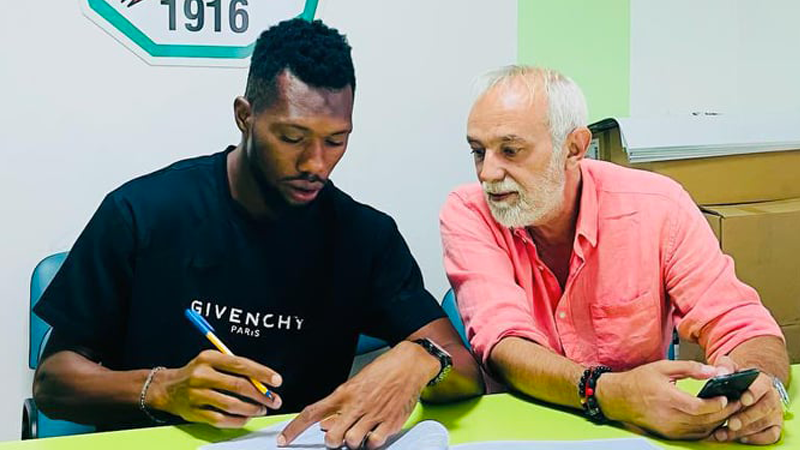 Transfert : Le joueur guinéen Oumar Sako, rejoint la Bulgarie