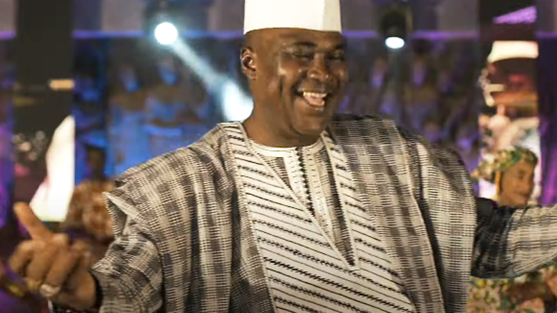 Sekouba Kandia Kouyaté rend un bel hommage au continent africain dans « Africa Oye », son nouveau clip