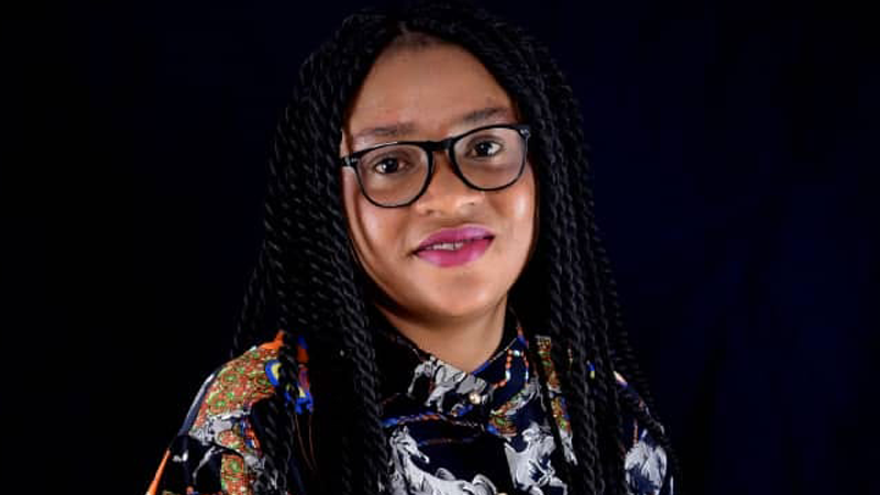 Oumou Dalaba annonce son nouveau single « Mifala Yadhe »