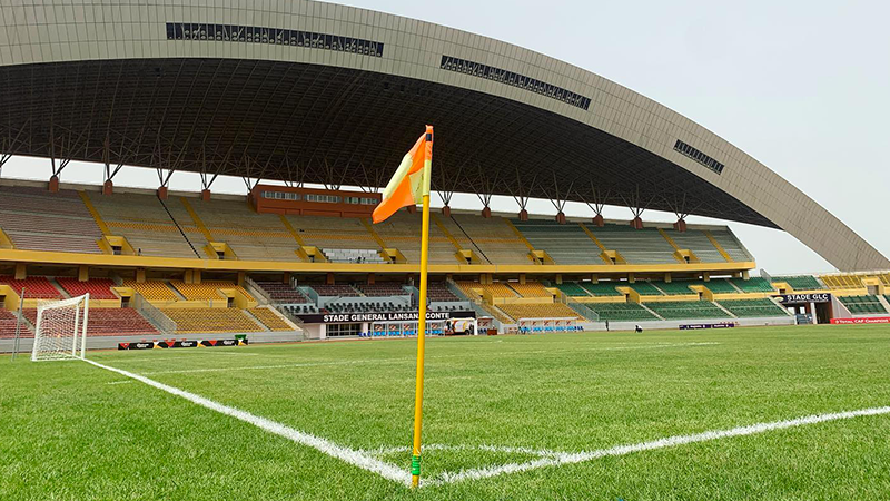 Les clubs guinéens autorisés de nouveau à recevoir de matchs à domicile (officiel)