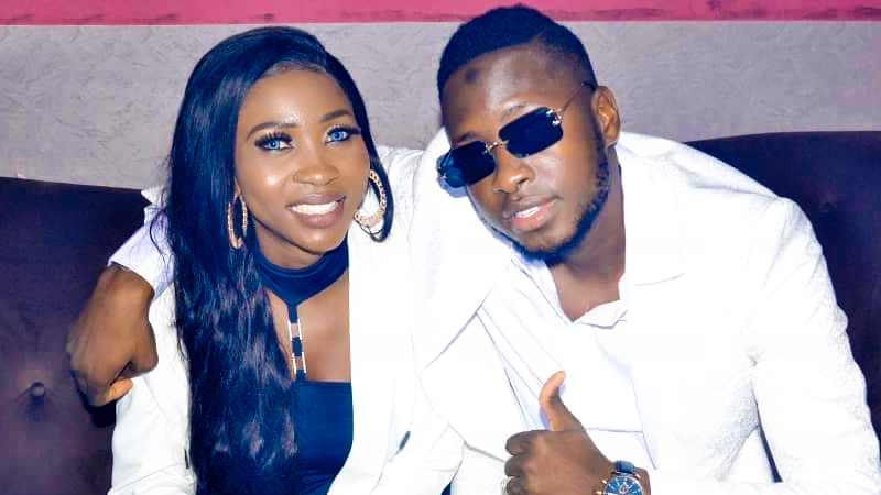 Mousto Camara & Tenin Diawara chantent "Akhan Iyètè", laissez les amoureux vivre en paix !