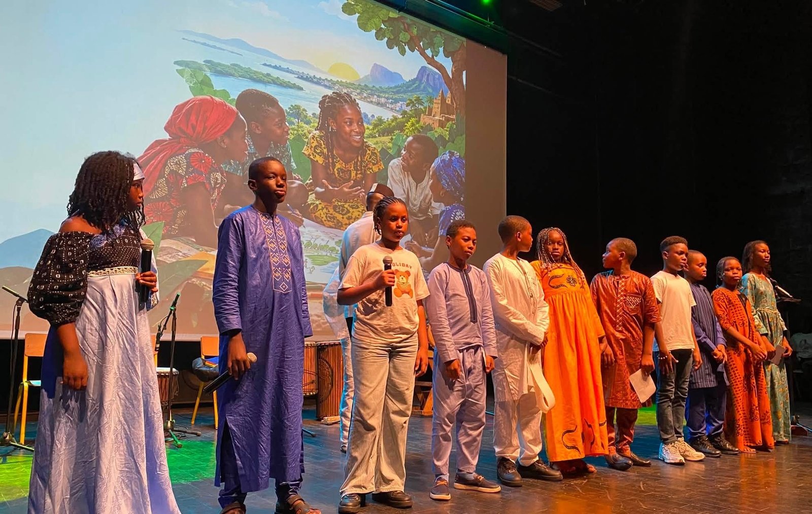 Les enfants écrivent la Guinée de demain